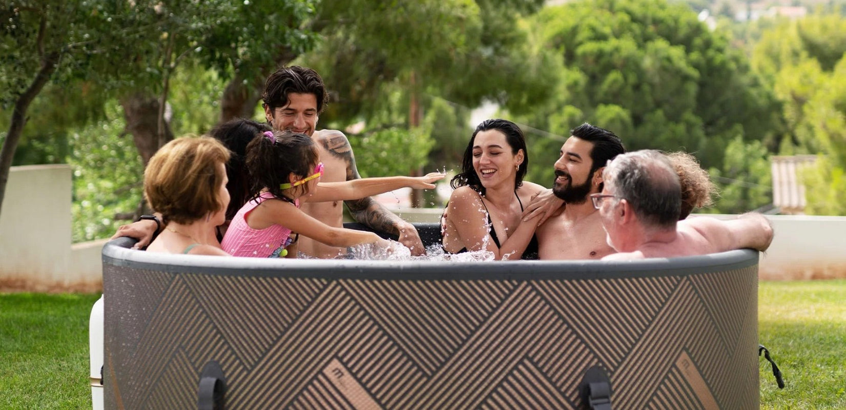 Mspa Mono 6-Person 138-Jet Rigid-Sided Plug-&-Play Hot Tub W/Wi-Fi & Anti-Icing