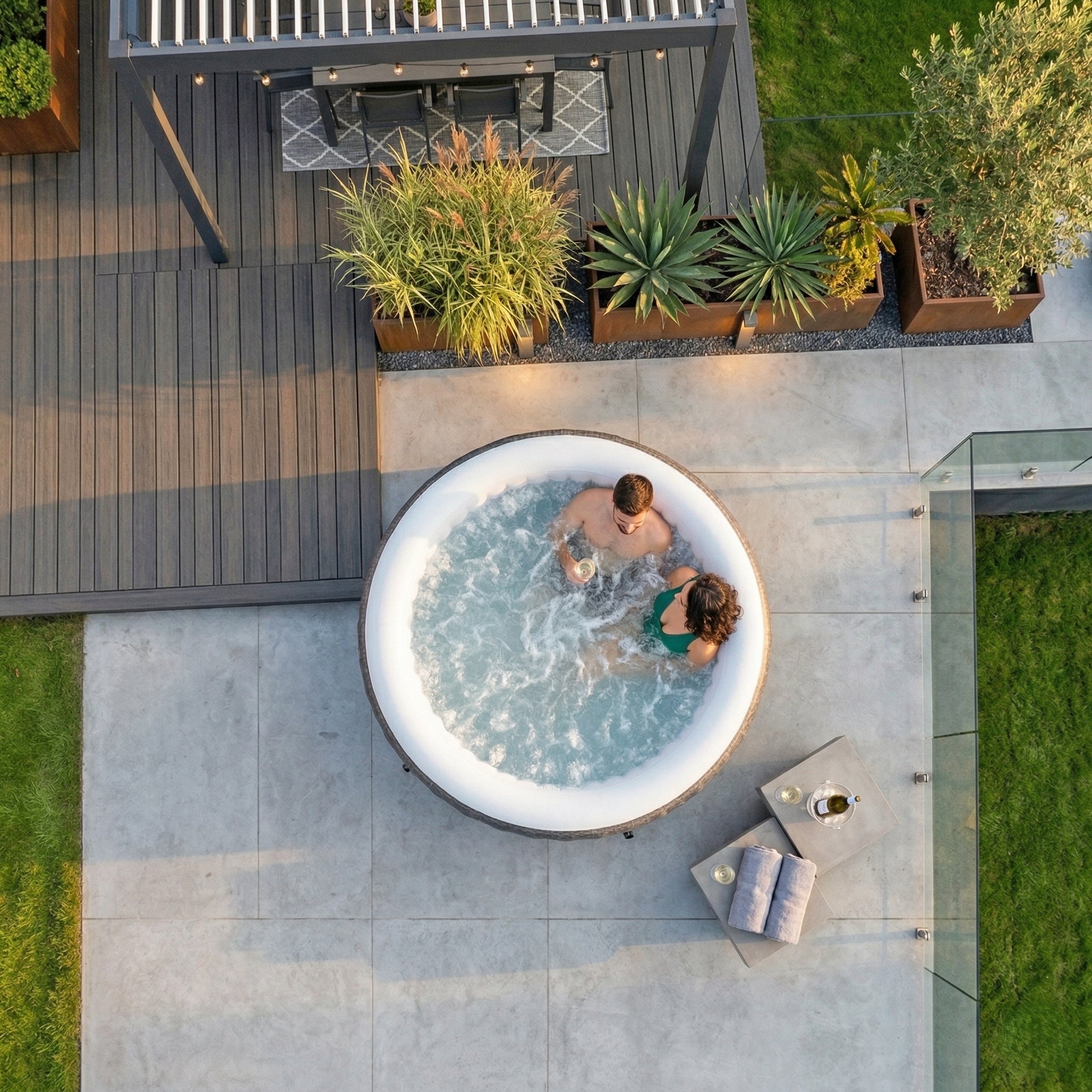 Atlantic | 4/6-Person Inflatable Hot Tub | Built-In Integrated Heater